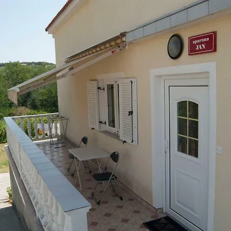 Kuret Apartment Lopar
