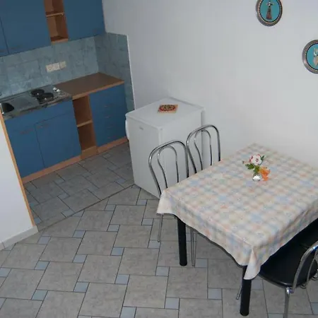 Apartment Kuret Lopar