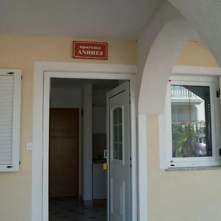 Kuret Apartament *