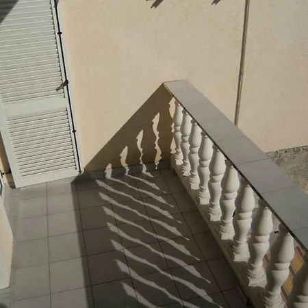 Kuret Apartment Lopar