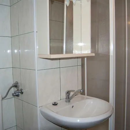 Kuret Apartament Lopar