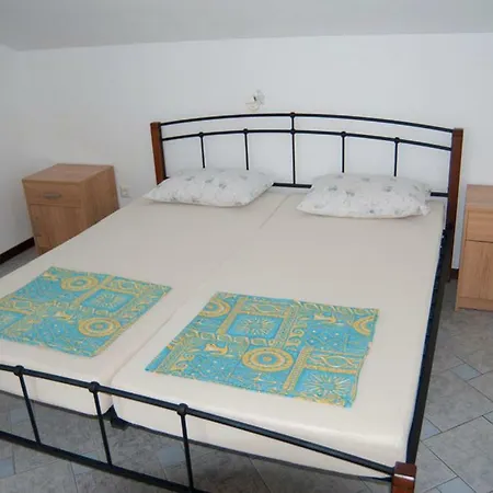 Apartament Kuret Lopar