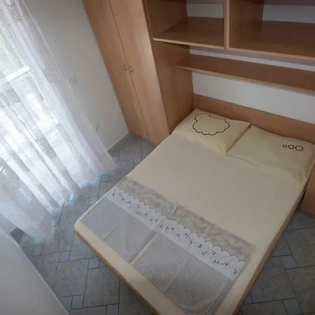 Apartament Kuret Lopar